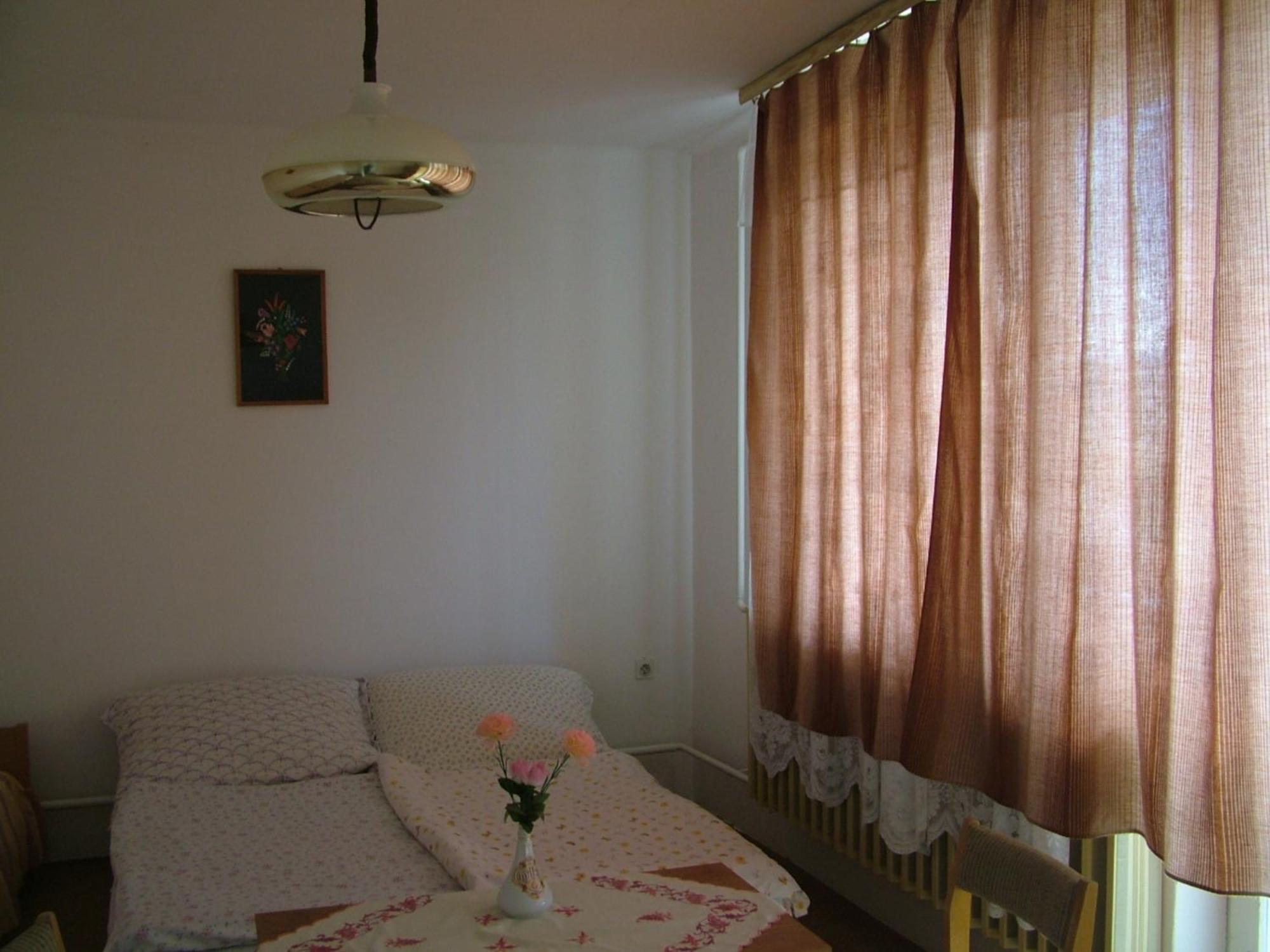 Napfeny Vendeghaz Apartment Miskolc Exterior photo